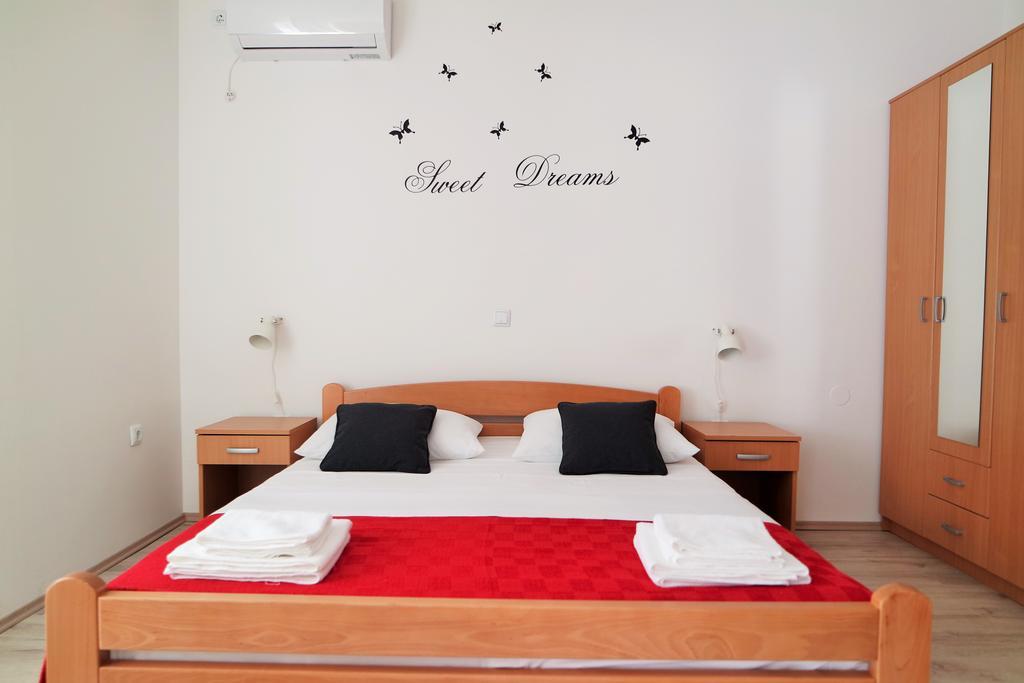 Lenka Apartments I โนวาลยา ภายนอก รูปภาพ