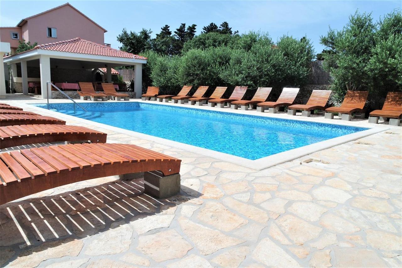 Lenka Apartments I โนวาลยา ภายนอก รูปภาพ